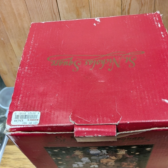 St. Nicholas Square Multicolor Noah's Ark Display Shelf - Picture 12 of 15